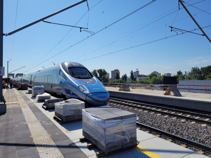 E20, Pendolino, nowy przystanek, prace budowlane, infrastruktura kolejowa, Warszawa Targówek