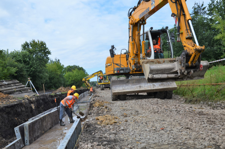 LK25, prace budowlane, maszyna, nowa infrastruktura, Skarżysko Milica