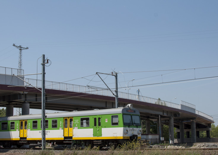 wiadukt, modernizacja, Grodzisk Mazowiecki, pociąg, LK1, Koleje Mazowieckie, inwestycja