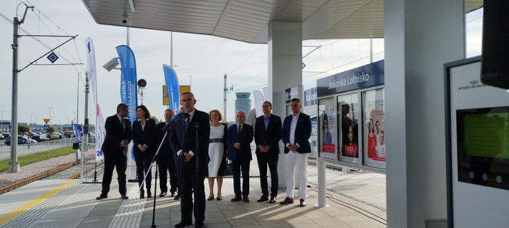 briefing prasowy, nowa infrastruktura, Weber Rafał, Ortyl Władysław, Jasionka, kolej na lotnisko, Skubiszyński Mirosław