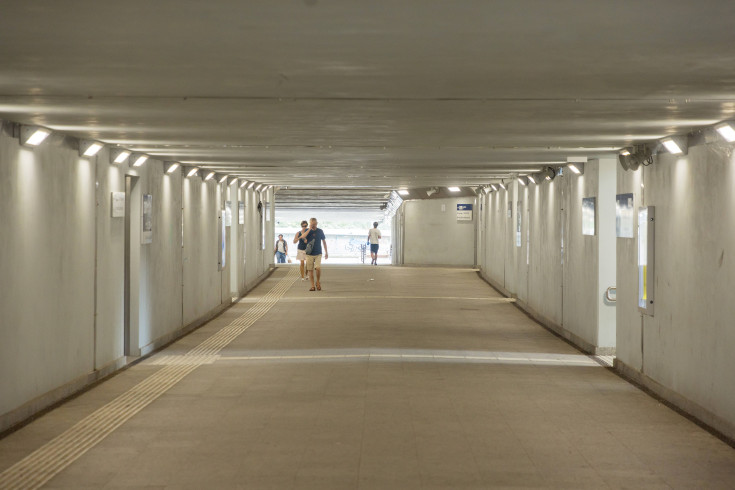 przejście podziemne, stacja, Bytom, mieszkaniec