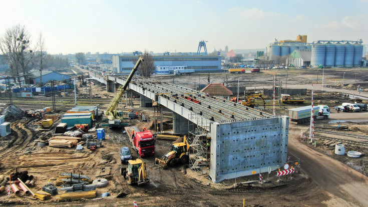 Port Gdańsk, przewóz towarów, nowa infrastruktura, Ku Ujściu