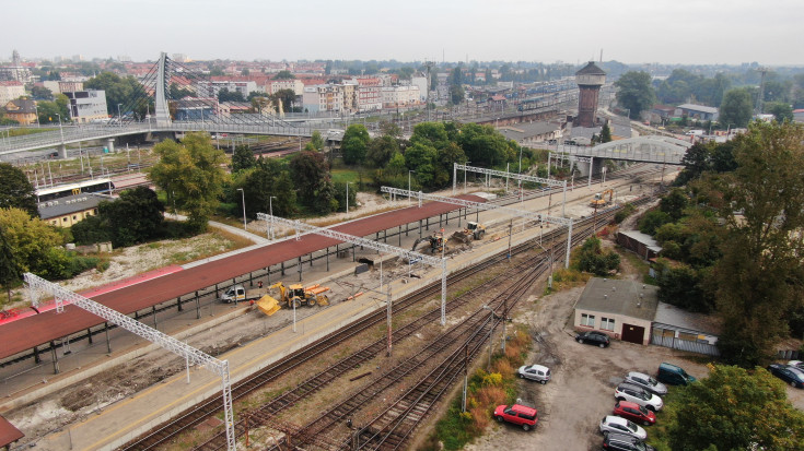 E30, Opole Główne, prace na stacji kolejowej