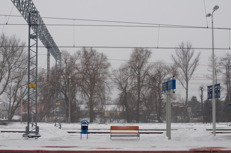 peron, Częstochowa, Częstochowa Stradom, zima, ławka