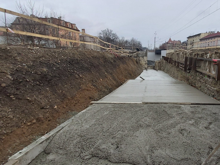 Kłodzko Miasto, nowe przejście podziemne, nowa winda