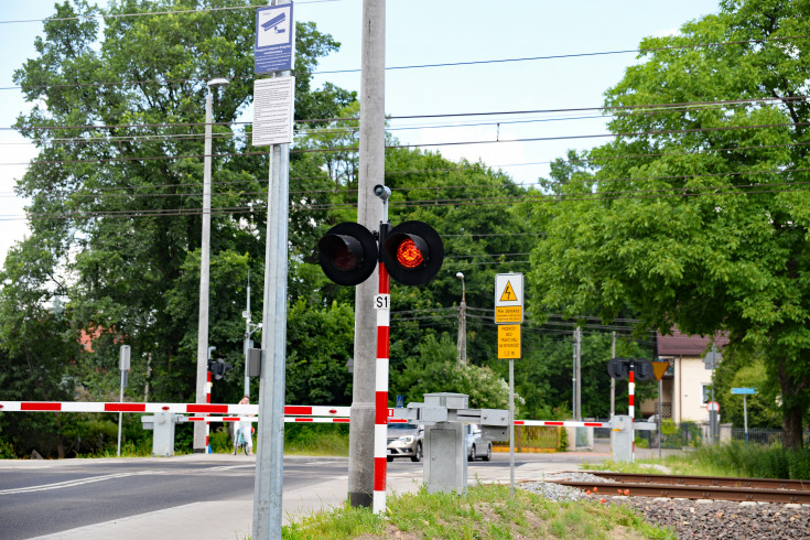 przejazd kolejowo-drogowy, LK7, sygnalizacja, Celestynów, monitoring na przejazdach, nowa sygnalizacja, kamera, Jankowskiego, zmodernizowany przejazd