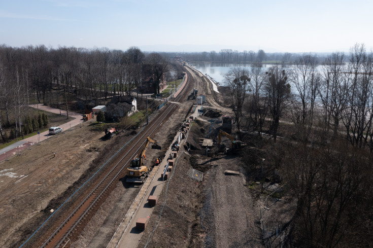 CEF, śląskie, modernizacja stacji, maszyna, Czechowice-Dziedzice, nowy  most, Zabrzeg, Goczałkowice-Zdrój