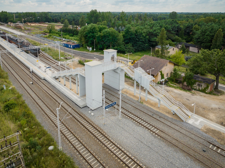 LK131, kładka, przewóz towarów, nowa sieć trakcyjna, Chociw Łaski, nowy układ torowy, nowy system sterowania ruchem kolejowym