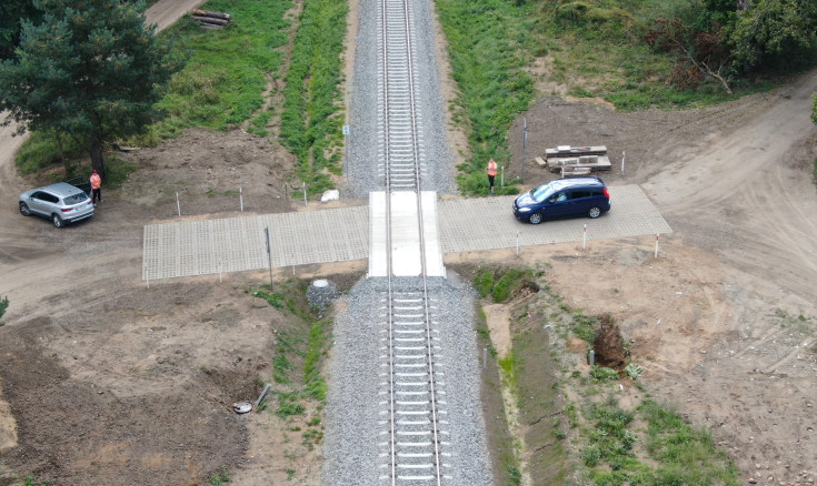 przejazd kolejowo-drogowy, Olsztyn, Braniewo, nowa infrastruktura, nowa nawierzchnia, widok z lotu ptaka, nowe urządzenie