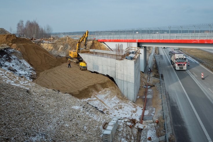 LK182, prace budowlane, nowy wiadukt kolejowy, Pyrzowice Lotnisko