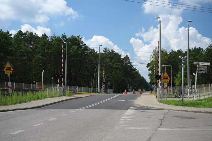 bezpieczeństwo, przejazd kolejowo-drogowy, sygnalizacja, rogatka, Śródborów