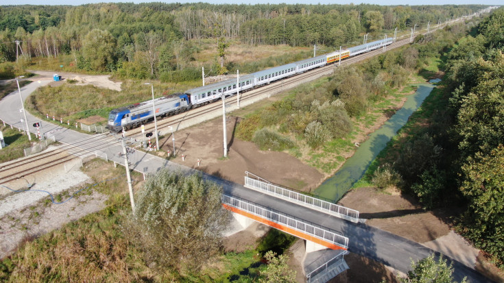 most, Chynów, nowa infrastruktura, widok z lotu ptaka, rzeka Czarna