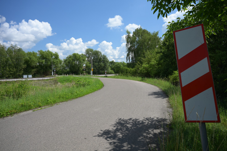 bezpieczeństwo, przejazd kolejowo-drogowy, sygnalizacja, krzyż św. Andrzeja