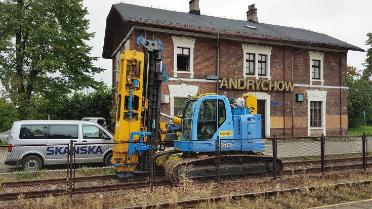 maszyna, nowa infrastruktura pasażerska, Andrychów, LK117, prace na linii