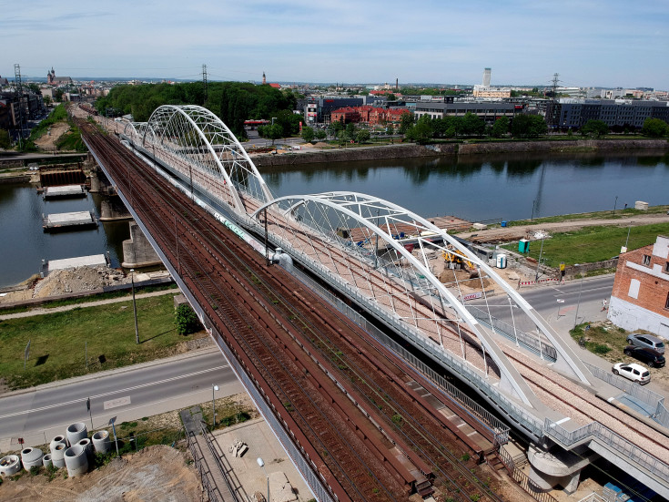 Kraków, E30, Kraków Główny Towarowy, Rudzice, nowa infrastruktura, otwarcie mostu kolejowego