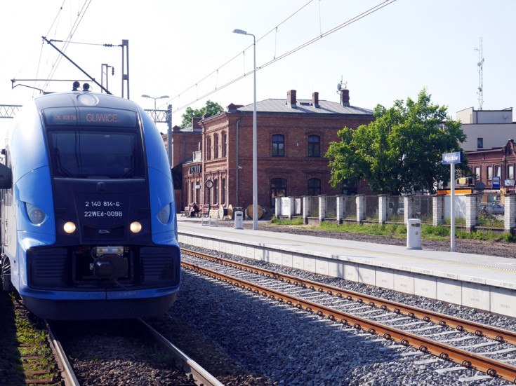 pociąg, Wiedenka, Myszków, Koleje Śląskie, nowy tor