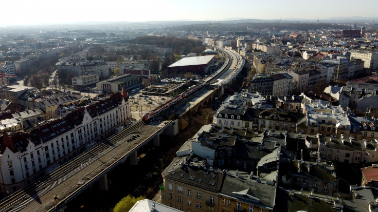 Kraków, estakada, Grzegórzecka, nowy tor, nowa infrastruktura, pociąg pasażerski, www.krakow-rudzice.pl