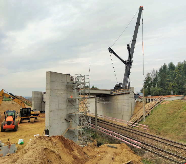 E75, Rail Baltica, budowa wiaduktu kolejowego, Uhów