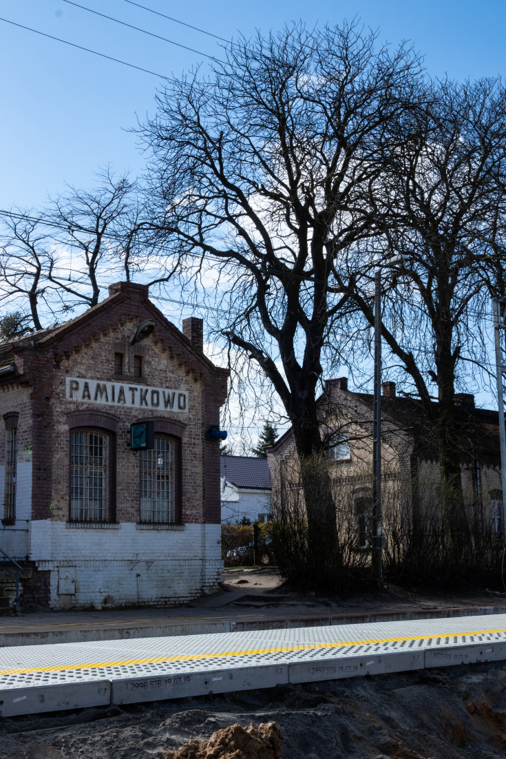 Poznań, modernizacja, E59, CEF, budowa peronu, Pamiątkowo