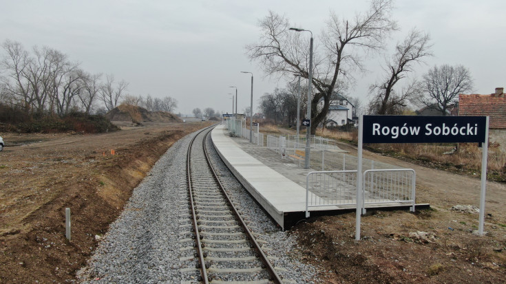 peron, LK285, nowa infrastruktura, Rogów Sobócki, powrót pociagów