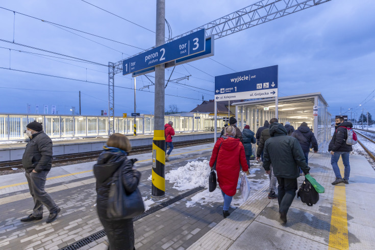 pasażer, stacja, POIiŚ 2014-2020, Warka