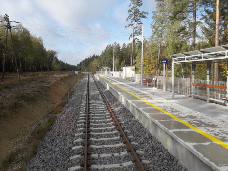 nowy przystanek, LK220, nowa infrastruktura pasażerska, Szeroki Bór