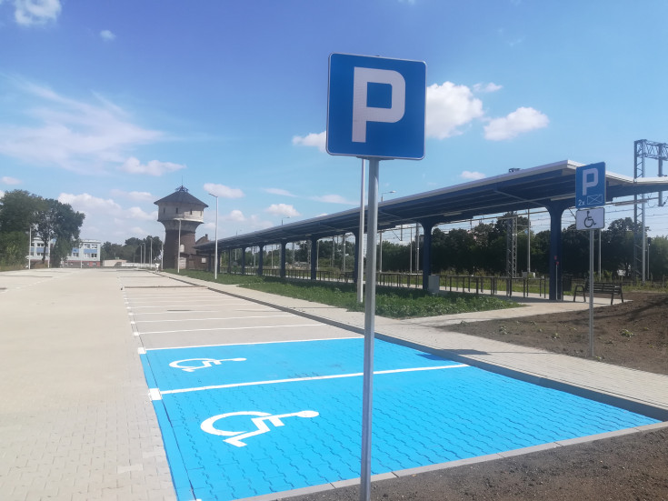 Kościan, stacja, parking, nowa infrastruktura, nowe oznakowanie