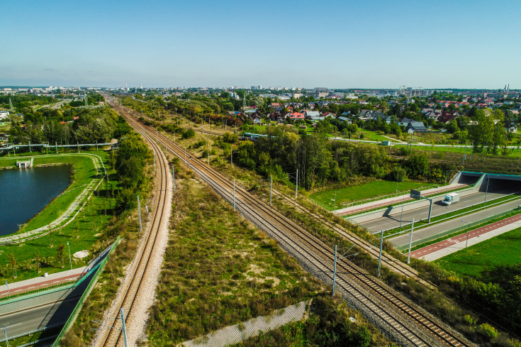 E75, Rail Baltica, Białystok, CEF, Czyżew, wiadukt kolejowy