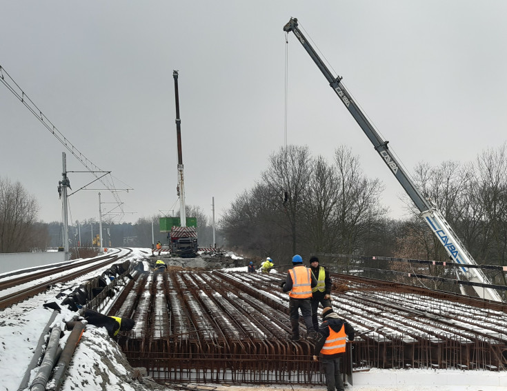 LK16, nowe przejście podziemne, nowa winda, Zgierz Północ, nowa mijanka