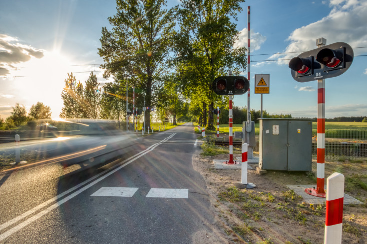 szlaban, przejazd kolejowo-drogowy, sygnalizacja, projekt przejazdowy, modernizacja przejazdu