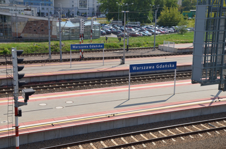 pasażer, peron, linia obwodowa, Warszawa Gdańska, aglomeracja warszawska