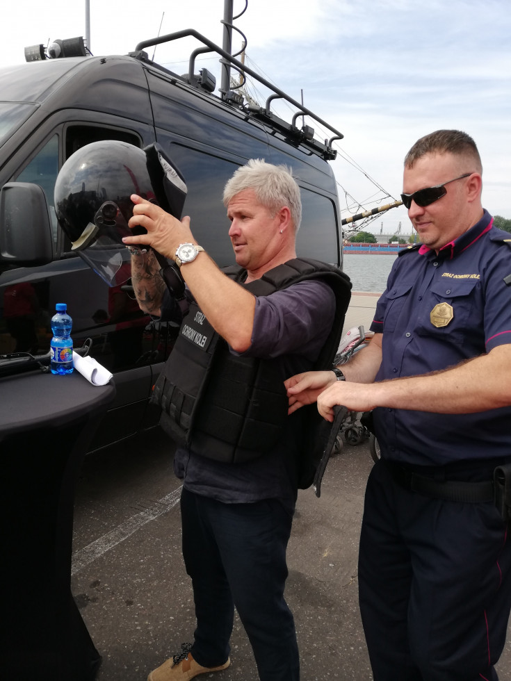 SOK, Straż Ochrony Kolei, bezpieczny przejazd, kampania społeczna, szlaban na ryzyko, Gdynia, edukacja, edukacja dzieci, wydarzenie plenerowe, stoisko, stoisko kampanii, Moto Safety Day, edukacja dorosłych