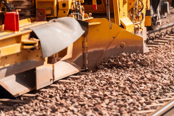 linia kolejowa, tor, maszyna, KPO, Jastrzębsko, podsypka