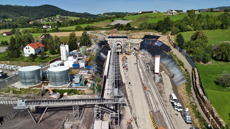 LK104, widok z lotu ptaka, postęp prac, www.podleze-piekielko.pl, Pisarzowa