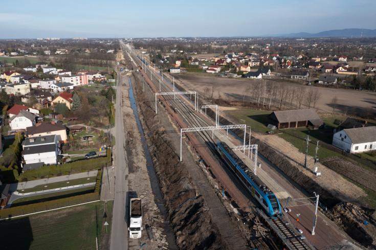 CEF, śląskie, modernizacja stacji, maszyna, Czechowice-Dziedzice, nowy  most, Zabrzeg, Goczałkowice-Zdrój