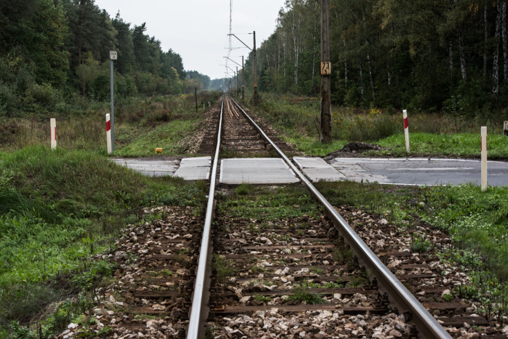 modernizacja, przejazd kolejowo-drogowy, POIiŚ 2014-2020, Program Operacyjny Infrastruktura i Środowisko, LK8, przed modernizacją, Strzyżyna, inwestycja