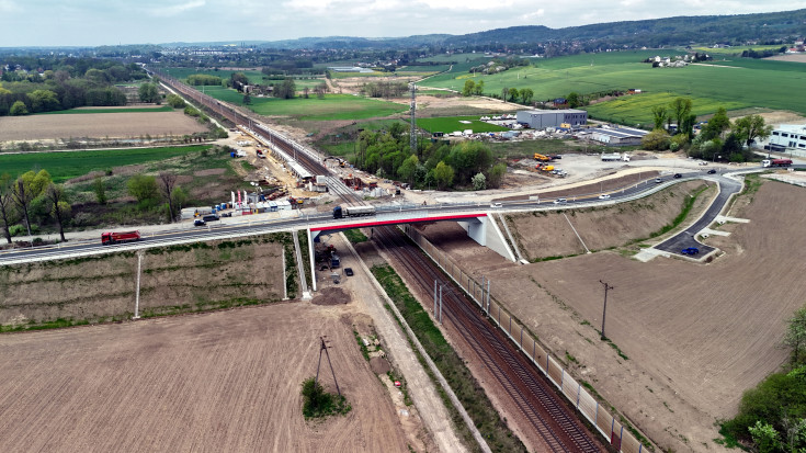 nowa infrastruktura, nowy wiadukt drogowy, widok z lotu ptaka, Pisary