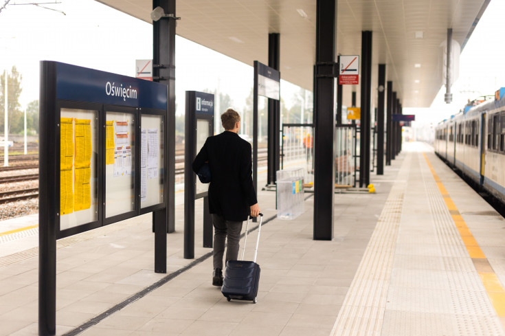 pasażer, stacja, Oświęcim, LK93, nowa infrastruktura, nowy peron