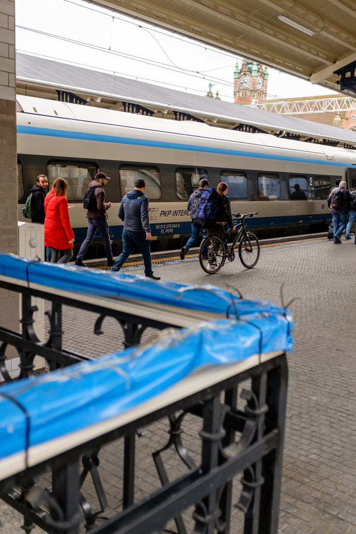 przejście podziemne, Gdańsk Główny, nowe schody ruchome