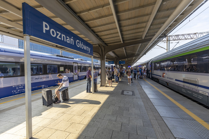 peron, stacja, Poznań Główny, nowa infrastruktura, pociąg pasażerski