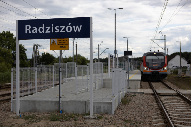 stacja, POIiŚ 2014-2020, LK97, Radziszów, kolejowa zakopianka, nowy peron