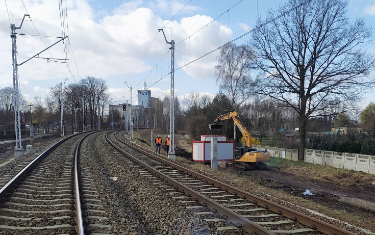 nowy przystanek, prace budowlane, maszyna, Pabianice Północne