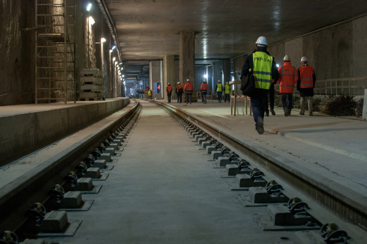 peron, tunel średnicowy, Łódź, tunel, pociąg, Łódź Fabryczna, tor