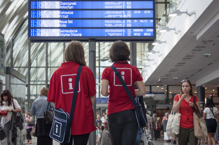 dworzec, pasażer, peron, Poznań, Straż Ochrony Kolei, Poznań Główny, rozkład jazdy, informacja pasażerska, światowe dni młodzieży, dworzec kolejowy