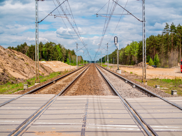 Sadowne, E75, Rail Baltica, Czyżew, Topór