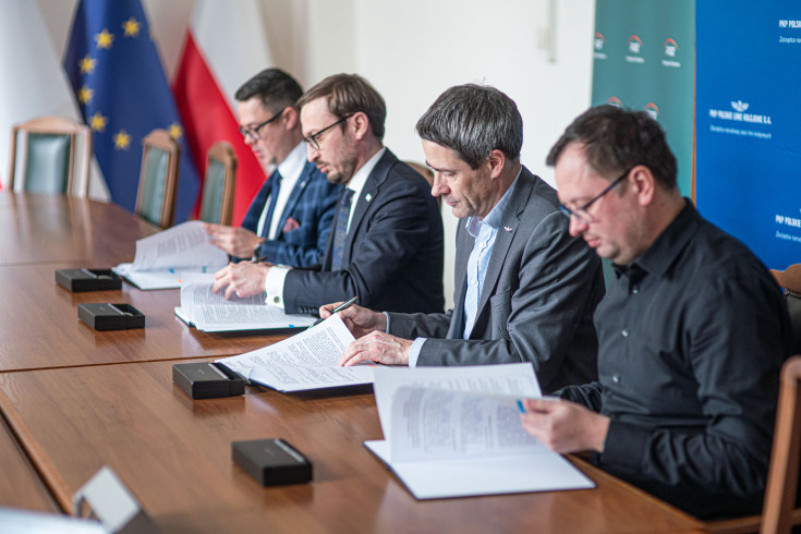 sieć trakcyjna, linia kolejowa, porozumienie, podstacja trakcyjna, Wyborski Piotr, Mochocki Marcin, PGE Energetyka Kolejowa S.A., energia