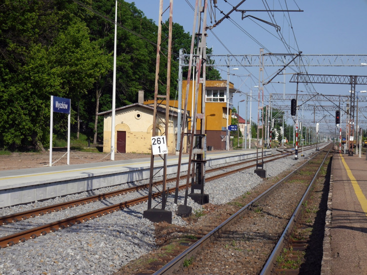 Wiedenka, Myszków, nowy tor