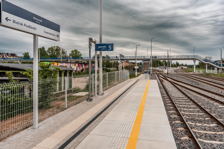 peron, linia kolejowa, modernizacja, stacja, tor, Hajnówka, KPO, wąskie gardło