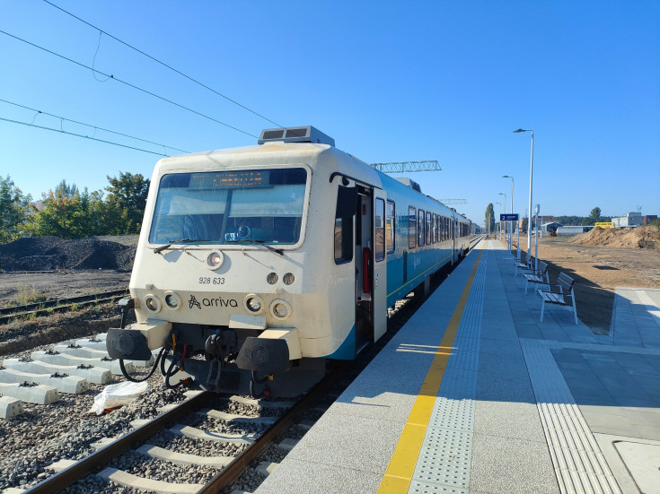 nowy przystanek, nowa infrastruktura, Bydgoszcz Fordon, nowy peron, pociąg osobowy