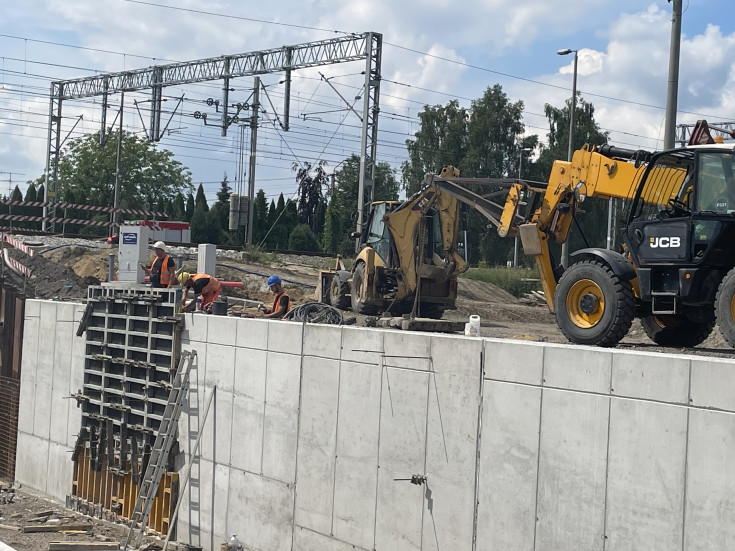 nowy wiadukt, nowa infrastruktura, Gałkówek